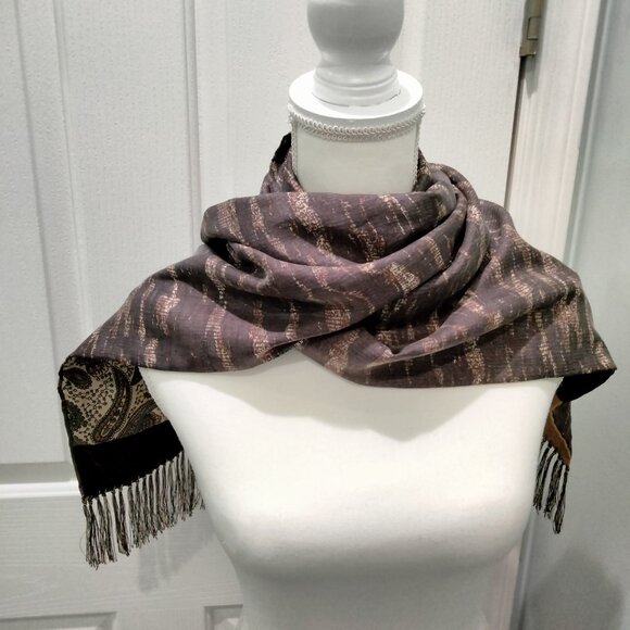 Scarf, Italian Burnout Velvet and Silk Patchwork, Fringed, Reversible, NWOT - Picture 14 of 14